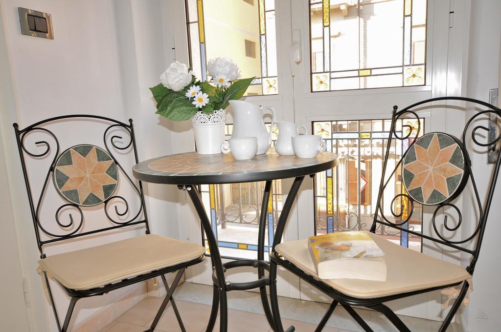 Villa Rosa Dei Venti Viareggio Bilik gambar